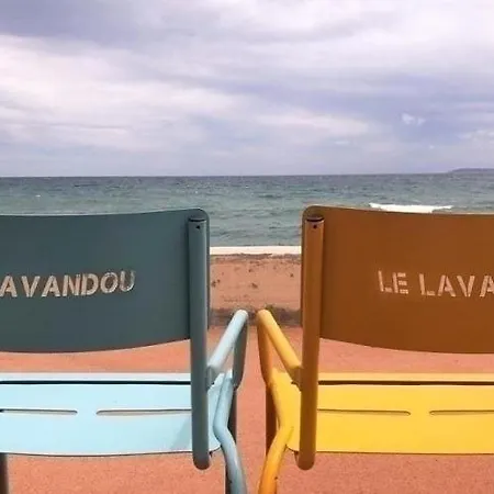 Lv195-e12 3 Pieces 6 Couchages Le Lavandou Le Lavandou