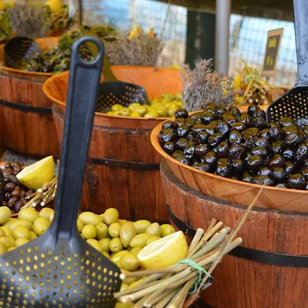 Lv195-e12 3 Pieces 6 Couchages Apartman *